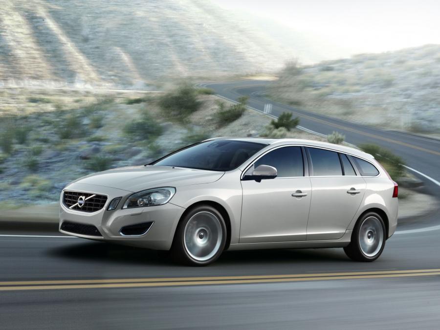  Volvo V60 2010 года  (фото 44 из 55)